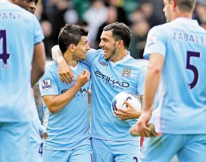 队核心中场 队核心中场